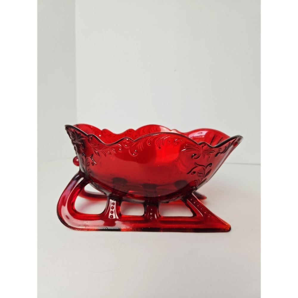 Mosser Glass Large Christmas red glass sleigh 9" centerpiece display - Picture 3 of 6